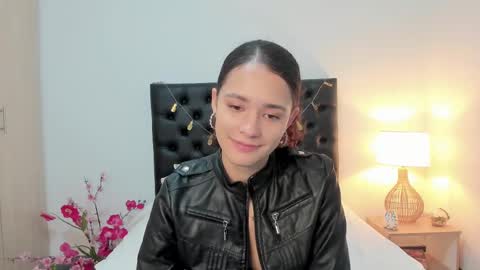 Sussi online show from 03/11/25, 01:34