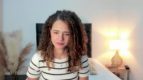 Sussi online show from 10/11/25, 01:53