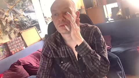 Snapshot of _svenerd_____ chatting on 04/03/26, 01:20 _svenerd_____ online show from 04/03/26, 01:20