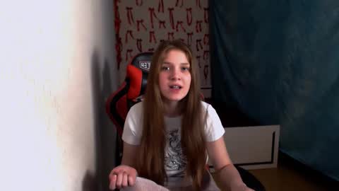 Mari online show from 12/14/25, 08:46