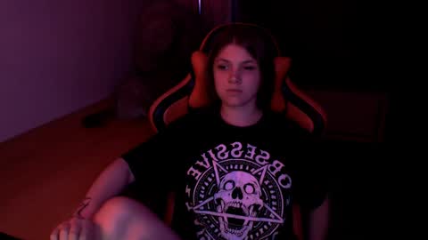 Snapshot of _sweet_foxy_ chatting on 05/23/26, 07:07 Mari online show from 05/23/26, 07:07