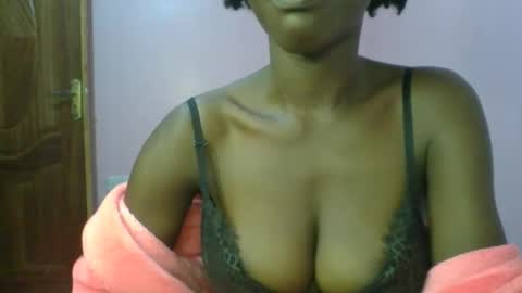 Gabriella online show from 11/16/25, 03:34