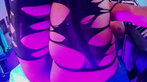 Kuromi online show from 12/18/25, 04:29