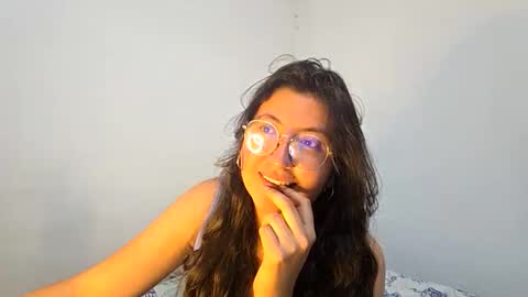 _sweet_melodyy online show from 05/13/26, 09:55