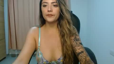 Rachel  online show from 11/05/25, 02:22