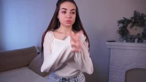 Sofia online show from 02/10/25, 05:36