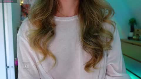 Dasha  online show from 06/17/26, 06:05