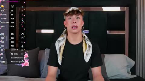 Angel online show from 11/20/25, 11:10