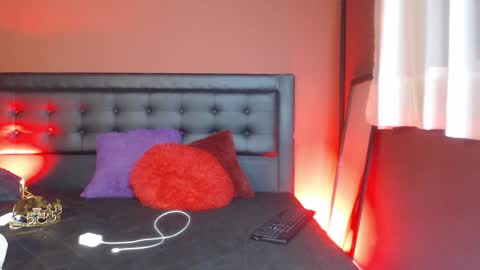    online show from 02/24/25, 05:31