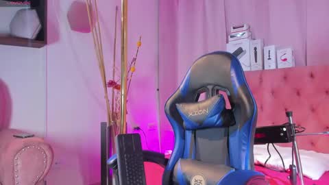 Taylor online show from 04/11/26, 09:19