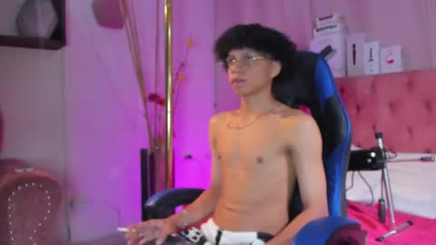 Taylor online show from 04/14/26, 08:59