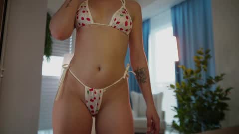 Annie online show from 04/07/26, 03:51