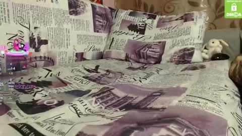 Mia online show from 03/09/26, 02:21