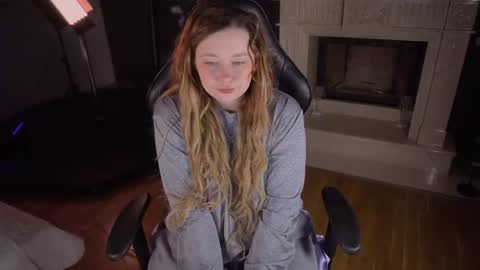 MIRA online show from 04/12/26, 05:34