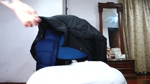 Snapshot of _the_dark_side_of_the_moon_ chatting on 12/13/24, 03:27 _the_dark_side_of_the_moon_ online show from 12/13/24, 03:27