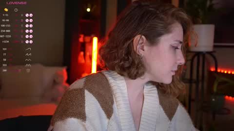 Evi online show from 11/18/25, 09:52