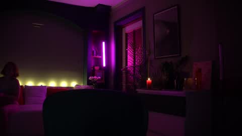 Evi online show from 02/17/26, 10:16