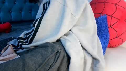 Thomas online show from 03/01/26, 04:25