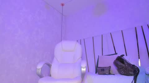 Rousse  online show from 01/18/25, 06:53