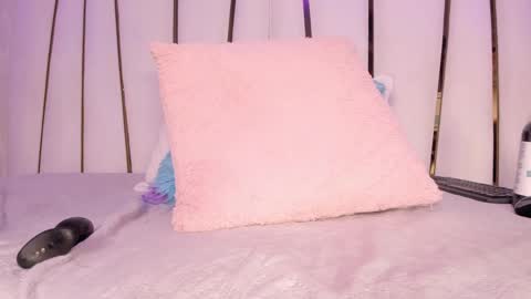 Rousse  online show from 03/09/25, 08:42