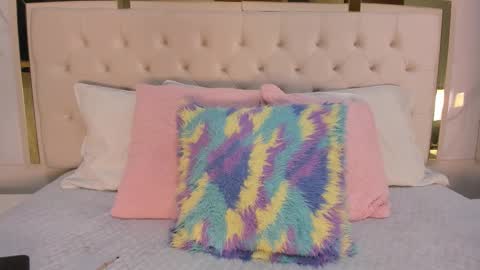 Rousse  online show from 11/27/25, 07:27