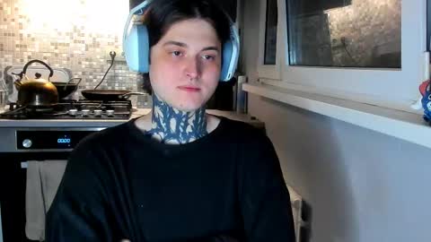 _torfin_ online show from 04/26/26, 09:56