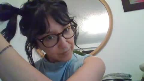 _tutti_frutti_ online show from 11/16/25, 03:12