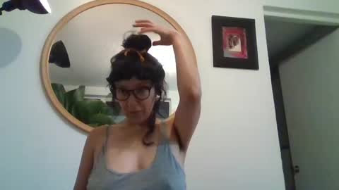 _tutti_frutti_ online show from 06/20/26, 03:20
