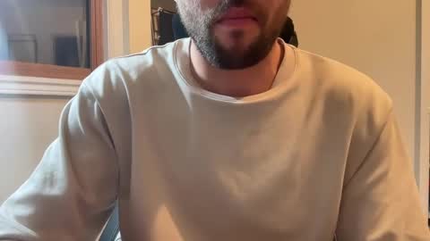 Snapshot of _ur_happy_meal chatting on 12/23/24, 11:17 DJ online show from 12/23/24, 11:17