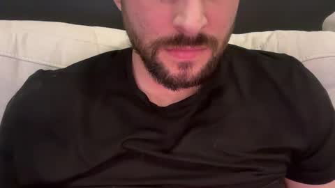 Snapshot of _ur_happy_meal chatting on 12/31/24, 09:28 DJ online show from 12/31/24, 09:28