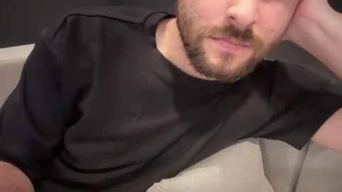 Snapshot of _ur_happy_meal chatting on 02/27/25, 05:56 DJ online show from 02/27/25, 05:56