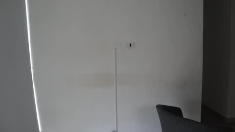 Anastasia Vahos online show from 02/10/25, 09:25