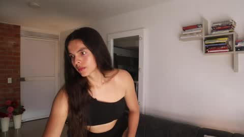 Anastasia Vahos online show from 05/26/26, 05:20