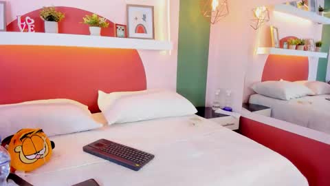 _valeryboobs_ online show from 10/15/25, 12:27