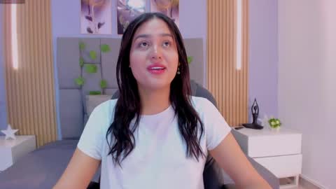 Snapshot of _valerycooper chatting on 04/12/26, 12:32 _valerycooper online show from 04/12/26, 12:32