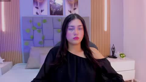 Snapshot of _valerycooper chatting on 04/13/26, 11:16 _valerycooper online show from 04/13/26, 11:16