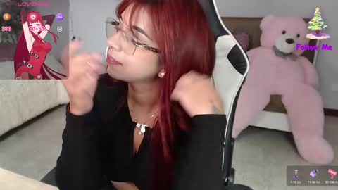 Snapshot of _vane_lopez chatting on 12/31/24, 12:43 vane online show from 12/31/24, 12:43