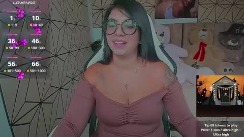 Snapshot of _vane_lopez chatting on 10/20/25, 06:52 vane online show from 10/20/25, 06:52