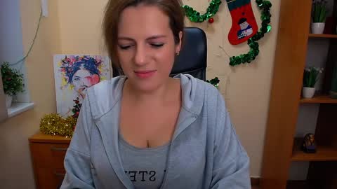 Snapshot of _vanessa_hott chatting on 12/05/24, 03:28 Vanessa online show from 12/05/24, 03:28