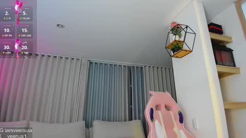 stephany online show from 02/21/25, 11:43