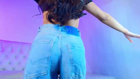 Snapshot of _victoria_foxx_ chatting on 03/04/26, 11:11 Victoria Fox online show from 03/04/26, 11:11