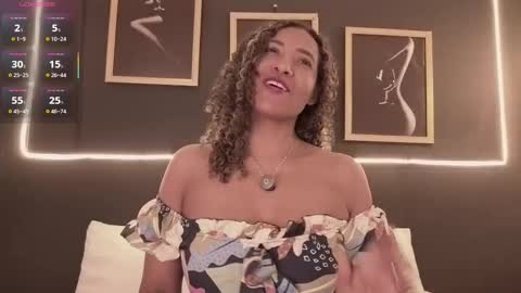 Snapshot of _victoria_hills chatting on 10/16/25, 02:07 Victoria online show from 10/16/25, 02:07