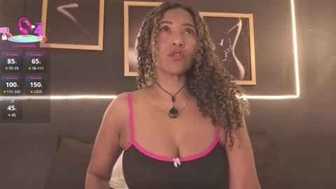 Snapshot of _victoria_hills chatting on 11/12/25, 11:54 Victoria online show from 11/12/25, 11:54