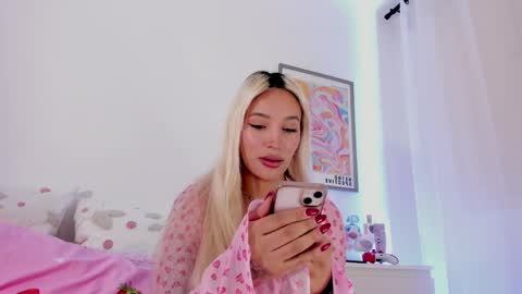   online show from 03/01/25, 09:37