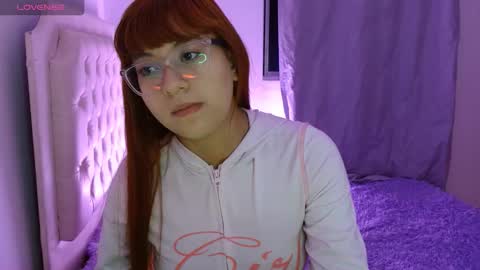 Snapshot of _vix555_ chatting on 02/04/26, 11:42 Vix online show from 02/04/26, 11:42