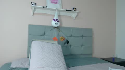 Snapshot of _wanndaa_ chatting on 10/25/25, 05:48 wanda online show from 10/25/25, 05:48