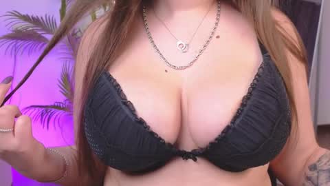 Wendy online show from 01/25/25, 07:39