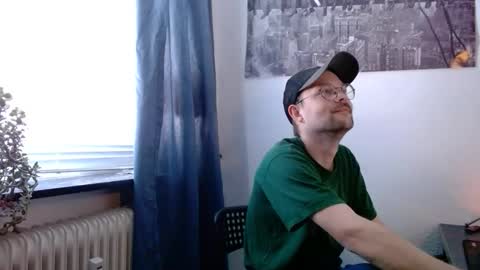 _whoisthatguy_ online show from 10/19/25, 12:28