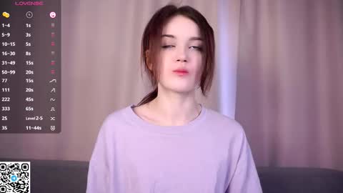 Anna online show from 09/17/25, 04:14