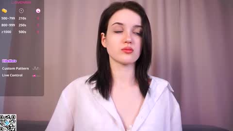 Anna online show from 09/20/25, 07:42